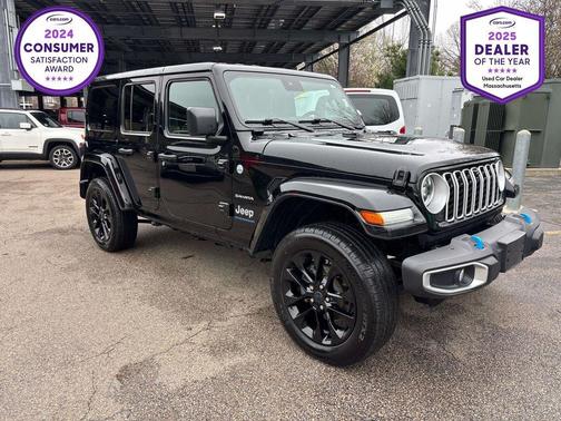 Black Clearcoat 2024 Jeep Wrangler 4xe Sahara