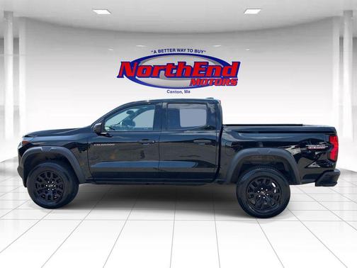 Black 2024 Chevrolet Colorado Trail Boss
