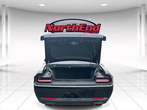 2016 Dodge Challenger R/T Scat Pack