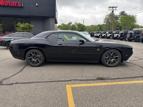 2016 Dodge Challenger R/T Scat Pack