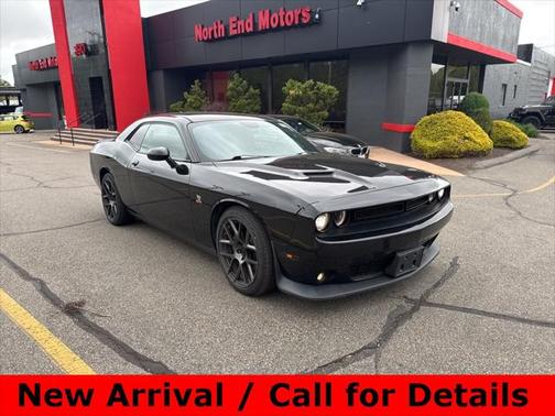 2016 Dodge Challenger R/T Scat Pack