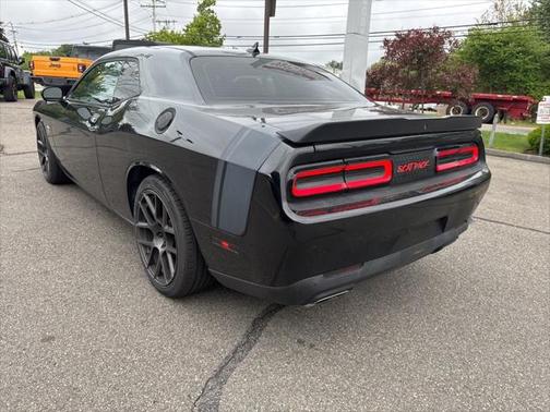 2016 Dodge Challenger R/T Scat Pack