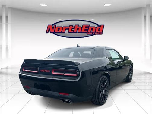 2016 Dodge Challenger R/T Scat Pack