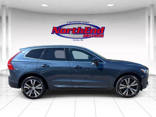 2023 Volvo XC60 B5 Plus Bright Theme