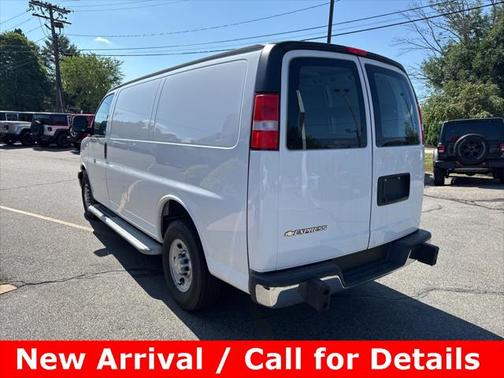 2023 Chevrolet Express 2500 RWD 2500 Regular Wheelbase WT