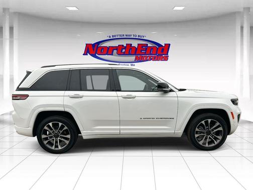 2022 Jeep Grand Cherokee 4xe Overland