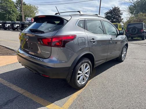 2018 Nissan Rogue Sport SV