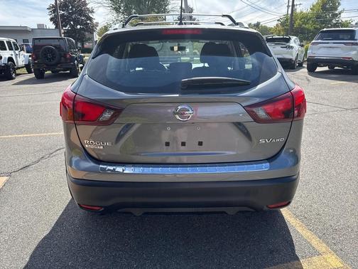 2018 Nissan Rogue Sport SV