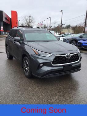 2022 Toyota Highlander XLE