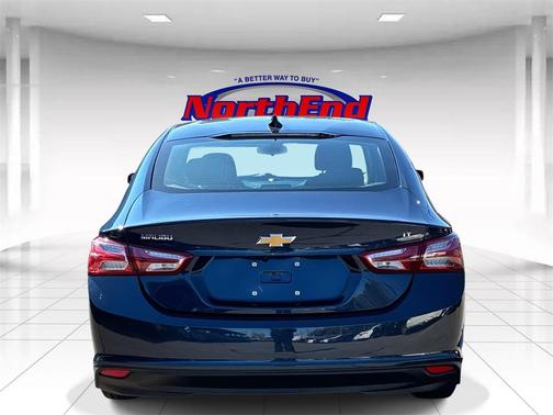 2022 Chevrolet Malibu FWD LT