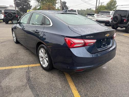 2022 Chevrolet Malibu FWD LT