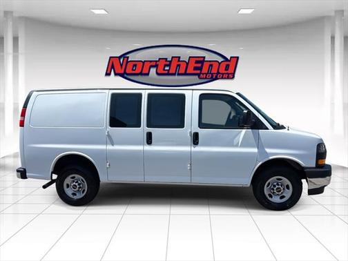 2023 GMC Savana 2500 Work Van