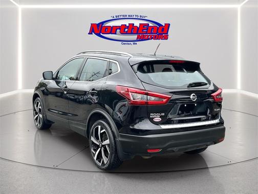 2022 Nissan Rogue Sport SL