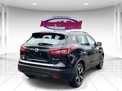 2022 Nissan Rogue Sport SL