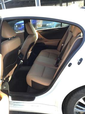 White Pearl 2020 Lexus ES 350 Base