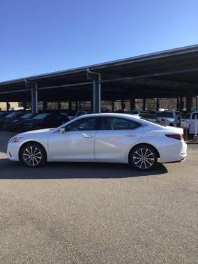 White Pearl 2020 Lexus ES 350 Base