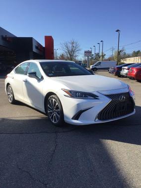 White Pearl 2020 Lexus ES 350 Base