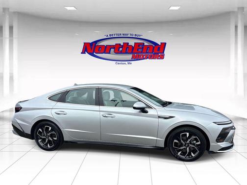 Aero Silver 2025 Hyundai SONATA SEL