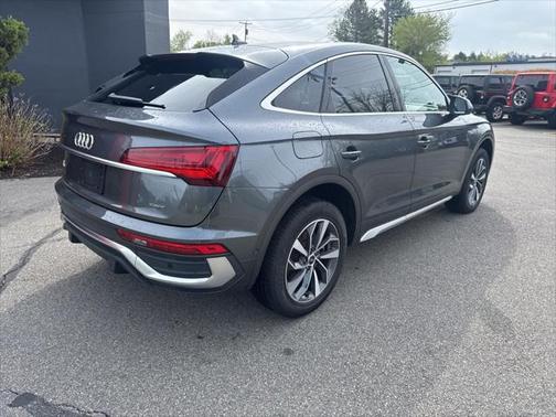 2022 Audi Q5 45 S line Prestige