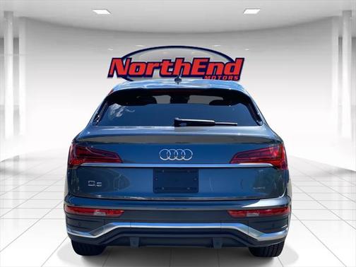 2022 Audi Q5 45 S line Prestige