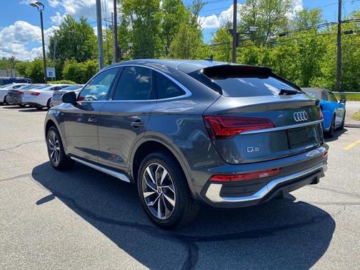 2022 Audi Q5 45 S line Prestige