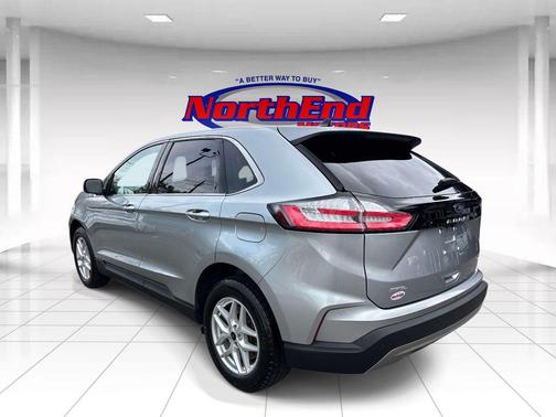 Silver Metallic 2023 Ford Edge SEL
