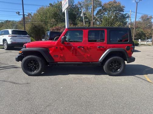 2022 Jeep Wrangler Unlimited Sport
