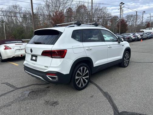 2022 Volkswagen Taos 1.5T SE