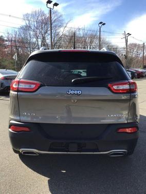 Light Brownstone Pearlcoat 2016 Jeep Cherokee Limited