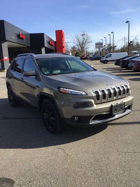Light Brownstone Pearlcoat 2016 Jeep Cherokee Limited