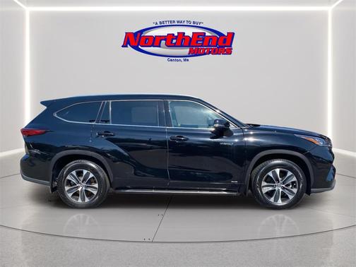 2020 Toyota Highlander Hybrid XLE