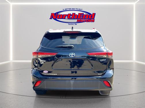 2020 Toyota Highlander Hybrid XLE