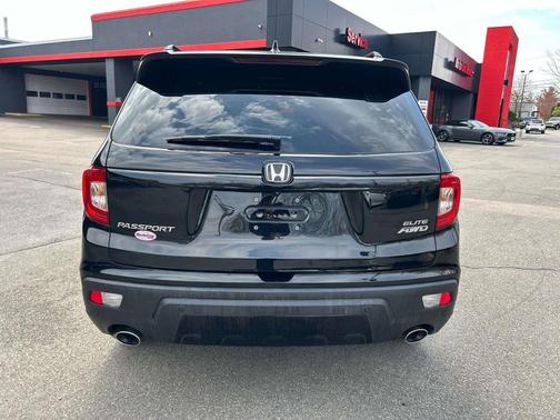 Black 2020 Honda Passport AWD Elite