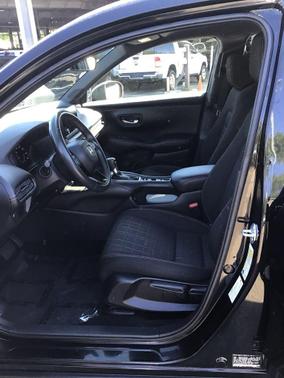 Crystal Black Pearl 2024 Honda HR-V AWD Sport