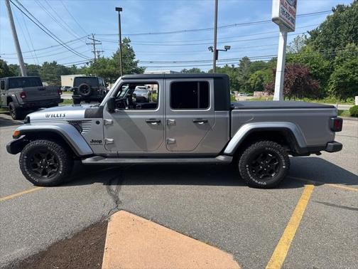 2021 Jeep Gladiator Willys 4x4