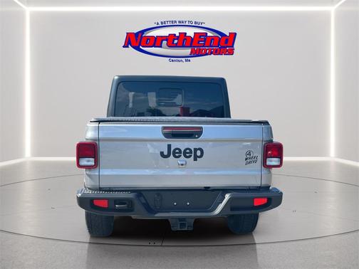 2021 Jeep Gladiator Willys 4x4