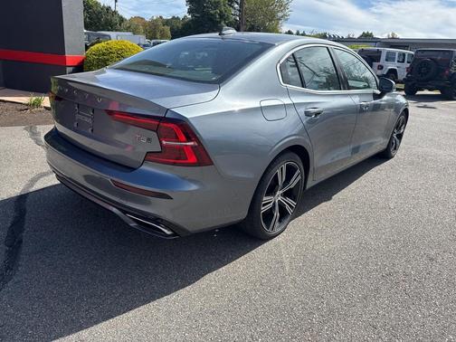 2021 Volvo S60 T5