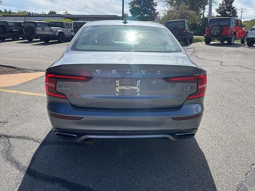 2021 Volvo S60 T5