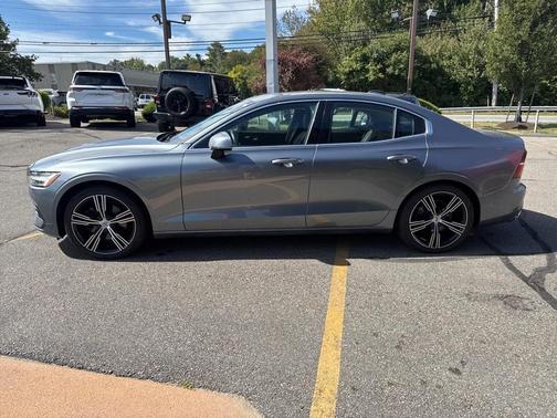 2021 Volvo S60 T5
