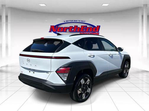 Atlas White 2024 Hyundai KONA SEL