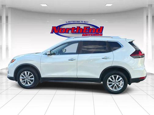 Pearl White Tricoat 2019 Nissan Rogue SV