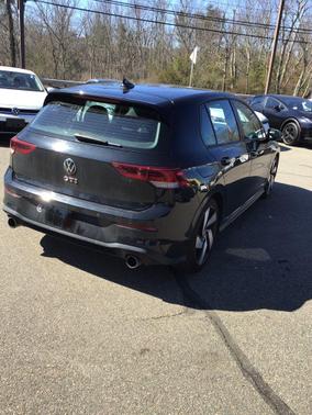 2024 Volkswagen Golf GTI 2.0T S DSG