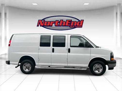 2023 GMC Savana 2500 Work Van