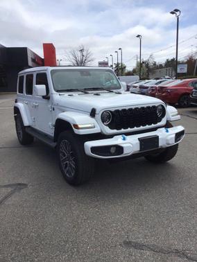 Bright White Clearcoat 2024 Jeep Wrangler 4xe High Altitude