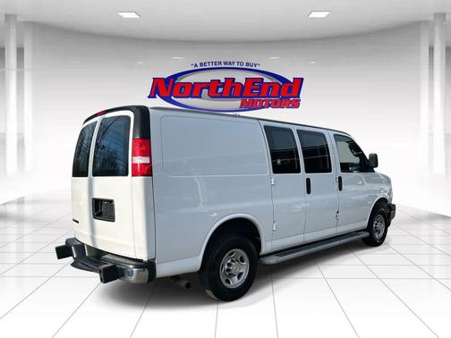 2022 Chevrolet Express 2500 RWD 2500 Regular Wheelbase WT