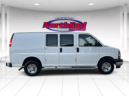 2022 Chevrolet Express 2500 RWD 2500 Regular Wheelbase WT