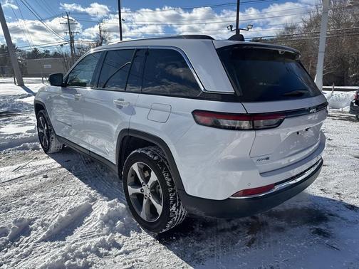 2023 Jeep Grand Cherokee 4xe Base