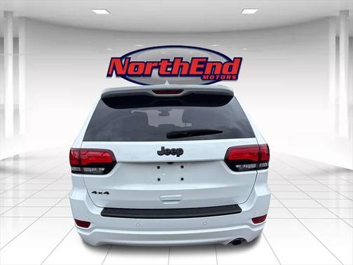 2022 Jeep Grand Cherokee Laredo