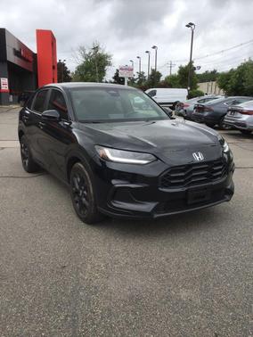 Crystal Black Pearl 2025 Honda HR-V AWD Sport