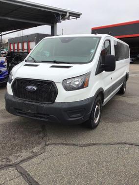 Oxford White 2023 Ford Transit-350 XL